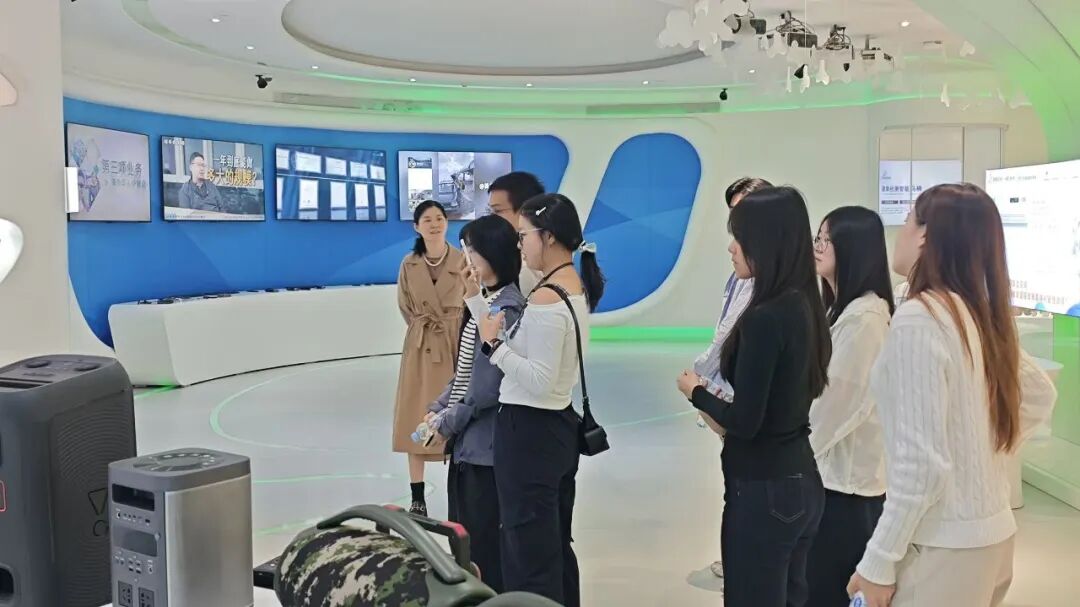作为粤港澳大湾区的核心引擎与改革开放
